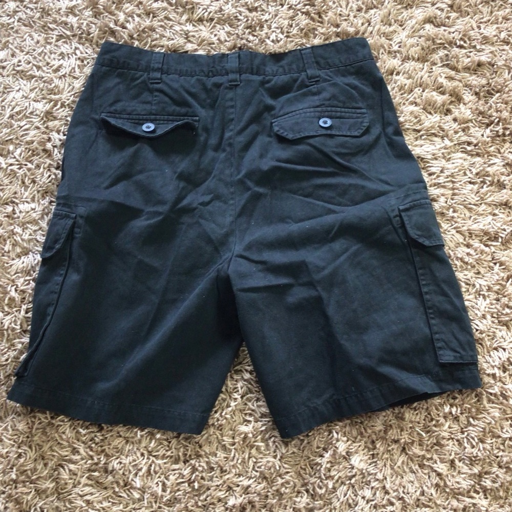 Men’s cargo shorts - Picture 2 of 3